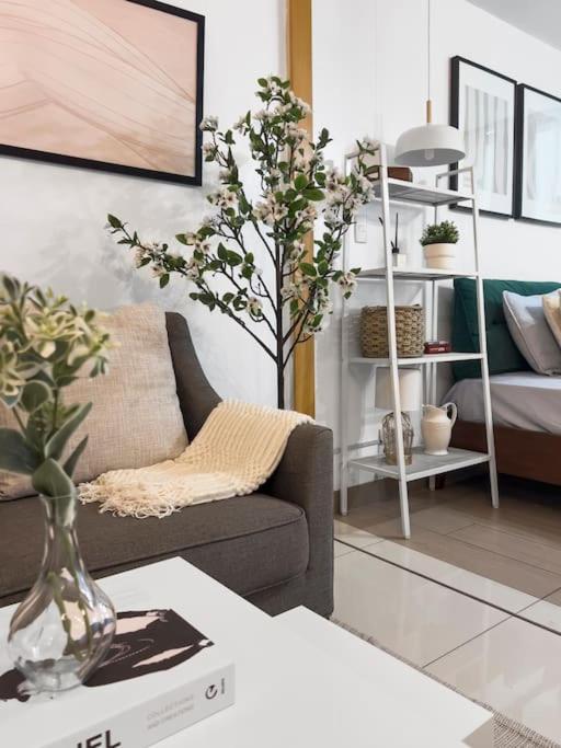 One Uptown Residences Bgc Taguig Extérieur photo
