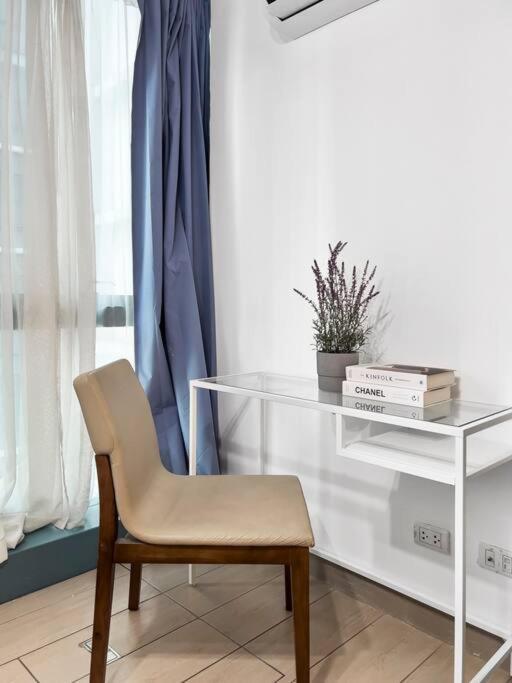 One Uptown Residences Bgc Taguig Extérieur photo