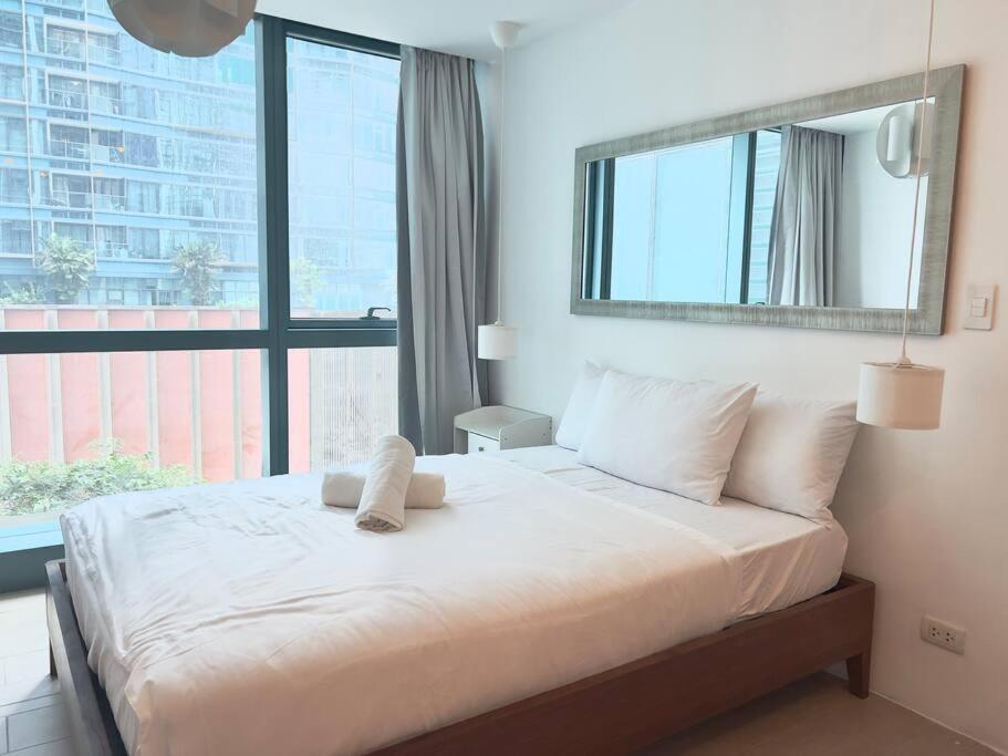 One Uptown Residences Bgc Taguig Extérieur photo