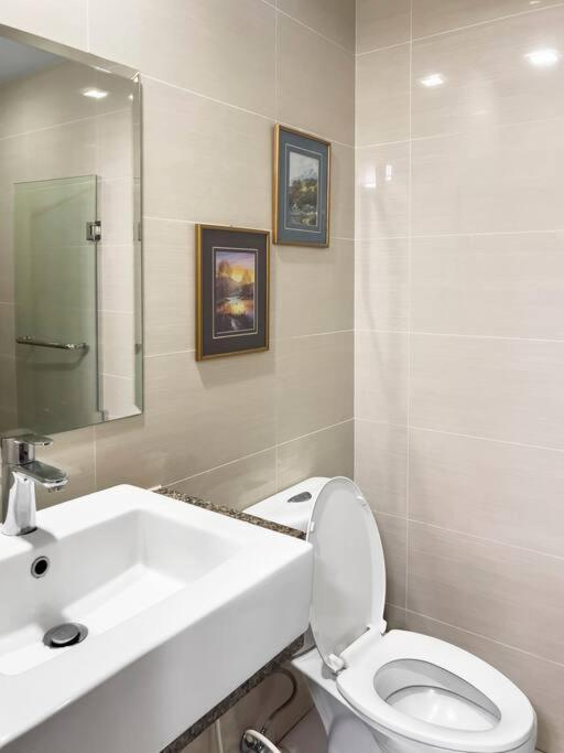 One Uptown Residences Bgc Taguig Extérieur photo