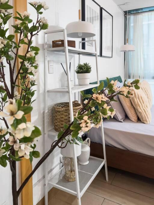 One Uptown Residences Bgc Taguig Extérieur photo